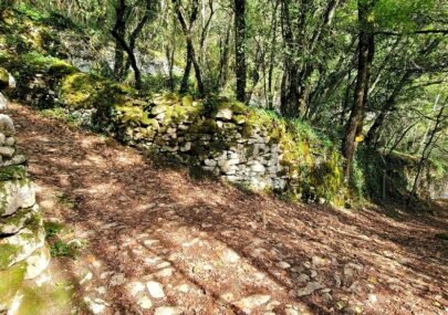Le-Coin-Tranquille_BB_La-roque-Gageac_hiking